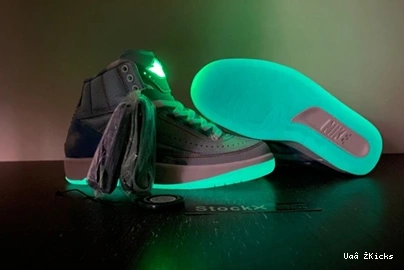 Jordan DQ7691- J Retro 2 1180 Balvin Timeless 344 0715